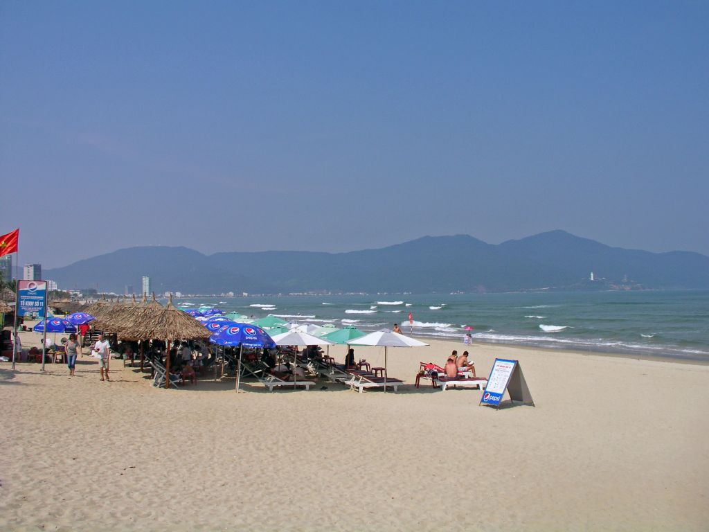 Da Nang, "China Beach"