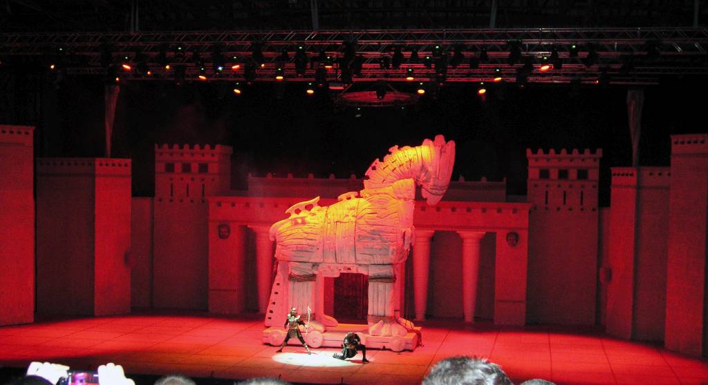 Tanzshow, Feuer von Anatolien